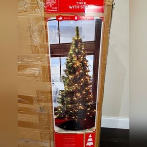 Pre Lit Christmas Tree 7ft